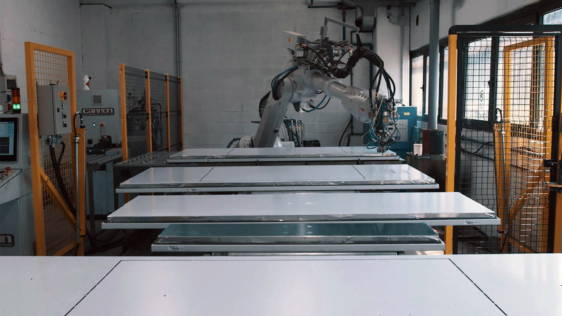 Nuovo sistema robotizzato per produzione di guarnizioni tixotropiche